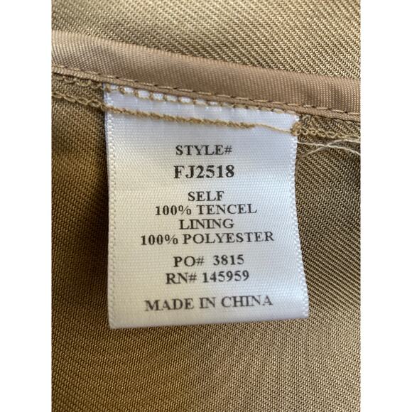 Dress Forum Belted Trench Coat Women's Size Medium Khaki Tan - Picture 4 of 4